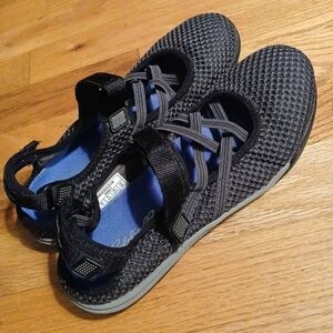 Eddie Bauer Open Back Shoes Women 7